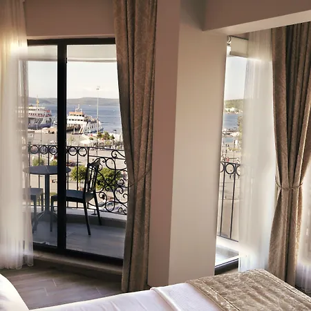 Hotel Kule 3*
