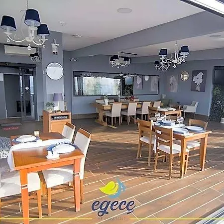 Kule Hotel 3*